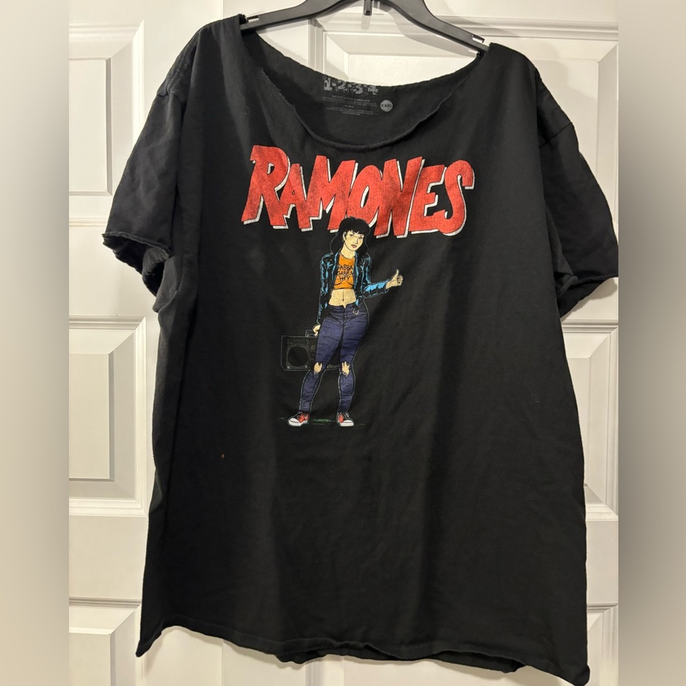 Ramones tshirt